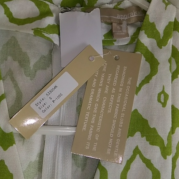 NWT Appraisal size S V-NECK Sleeveless lime rind/g - Picture 6 of 8